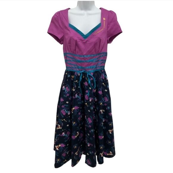 Disney Alice in Wonderland Dress Shop dress size XS NWT - Picture 1 of 8